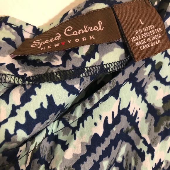 Speed control printed romper size large - Picture 3 of 9